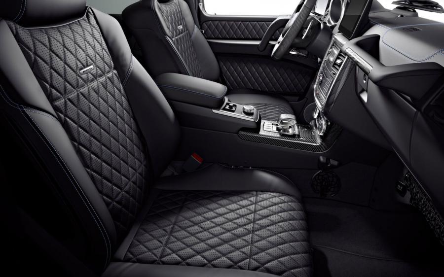 Интерьер Mercedes-AMG G63 50th Anniversary Edition 2017 года  (фото 11 из 12)
